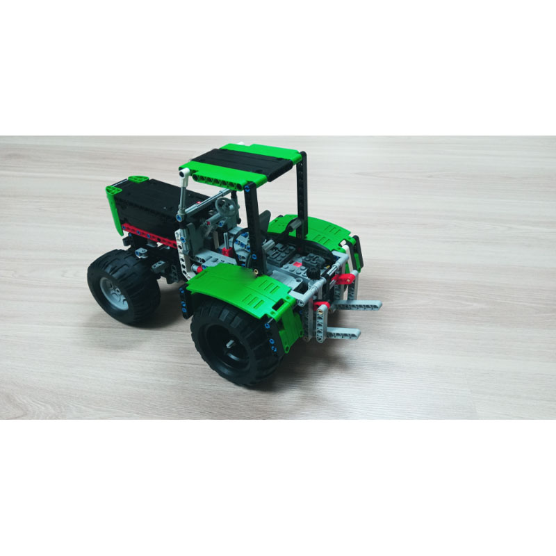 MOC-80667 Modello di Trattore  - Urban Farming Building recensione e prezzo
